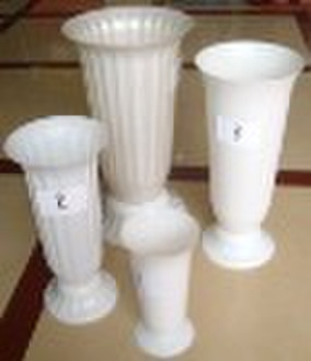 пластиковые вазы, вазы