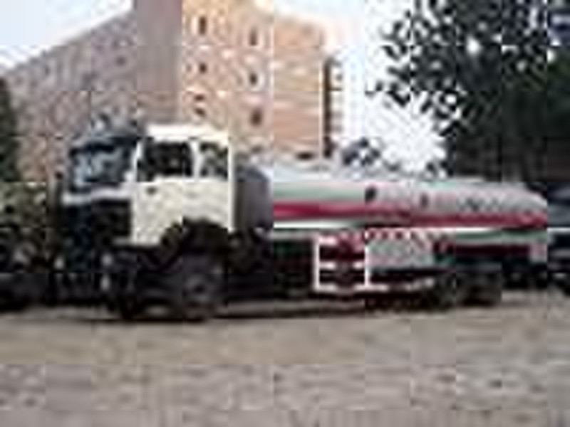 2632/6 x 4/5050+1450/ Oil Tank Truck