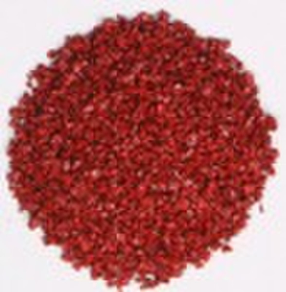 Colored ceramic granule with high quality