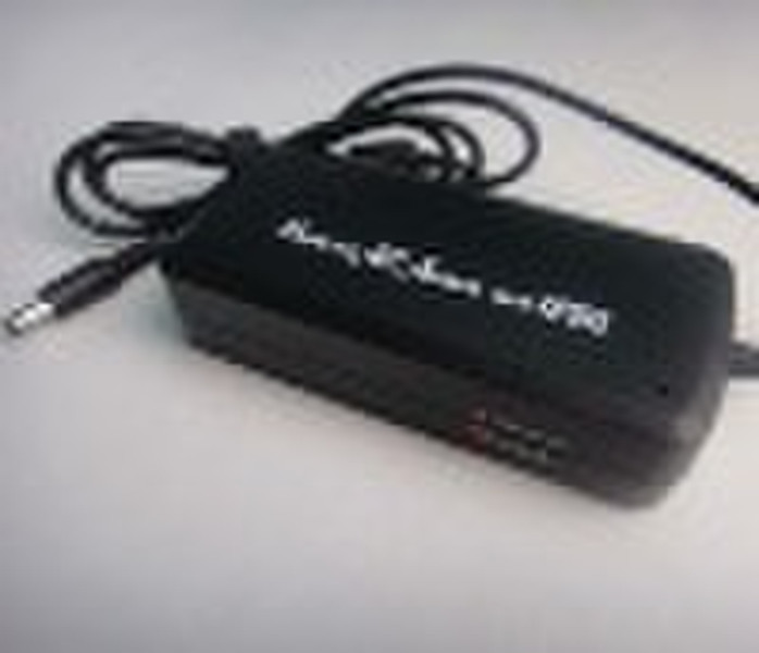 Laptop universal AC adapter 90W