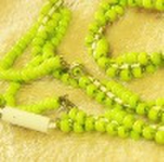 Adorable grass green beads necklace stereo in-ear