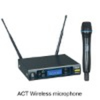 UHF wireless microphone