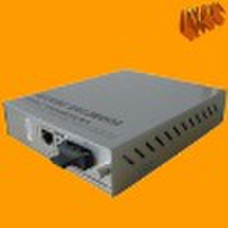 10 / 100M 2Km Fiber Media Converter