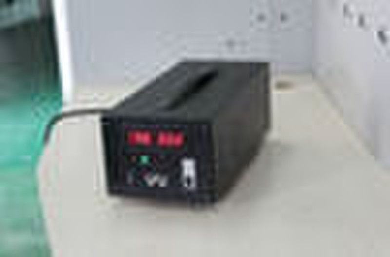 AC/DC CAR BATTERY CHARGER