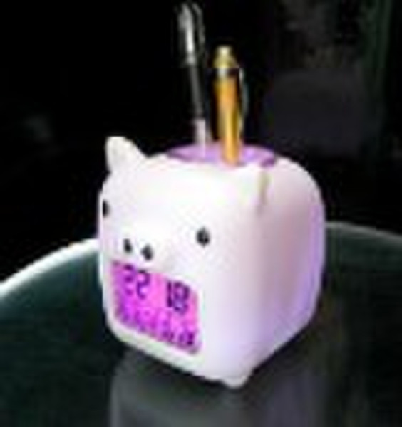 Aurora Colour Changing Penholder in Pig shape