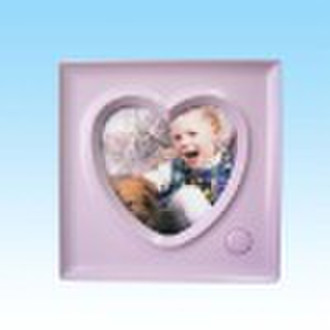 Recording photo frame