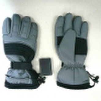 Battery heating glove