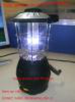 Crank lantern with FM radio
