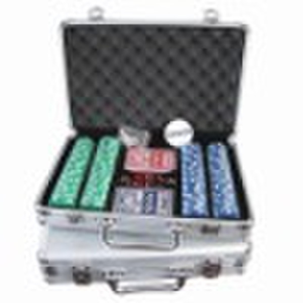 poker chip set in aluminum case