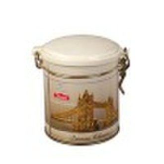 Tea canister with hinge