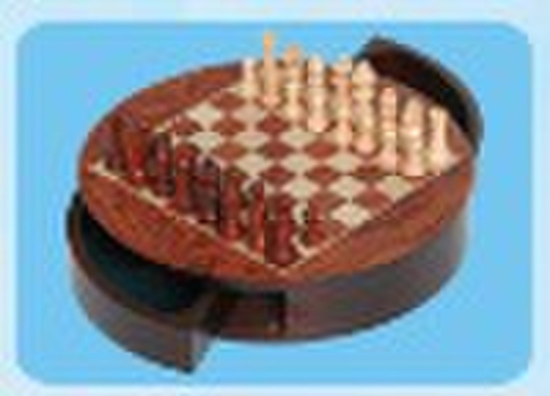 BRAZILIAN ROSEWOOD CHESS SET