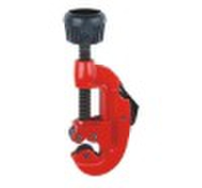 Metal pipe cutter