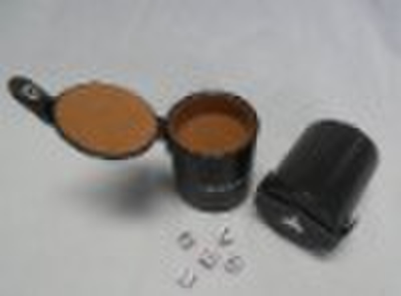 Dice cup with lid