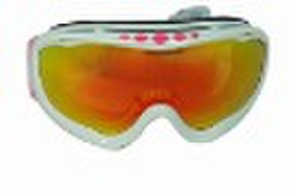 Ski goggles meet with ISO 9001 certificated