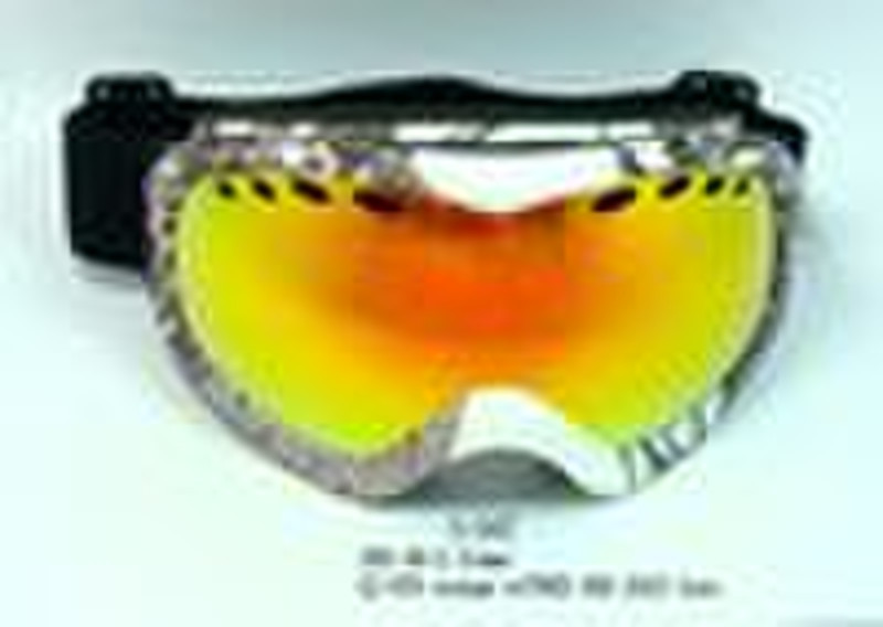 Latest ski goggles with ASTM F659-6 standard