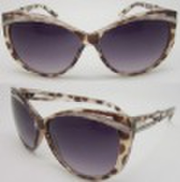 2011 new fashion plastic eyewear sunglass D1211102