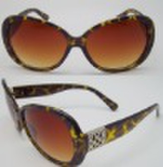 2011 new fashion women plastic sun glasses D121110