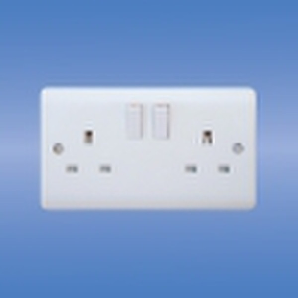 wall socket, 2-Gang switches (UK standard)