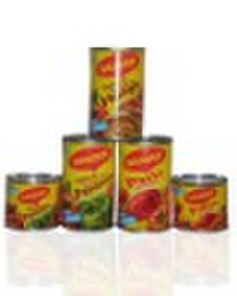 canned food and canned tomato paste