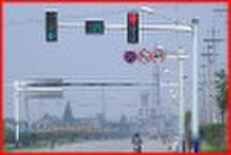 Traffic signal pole