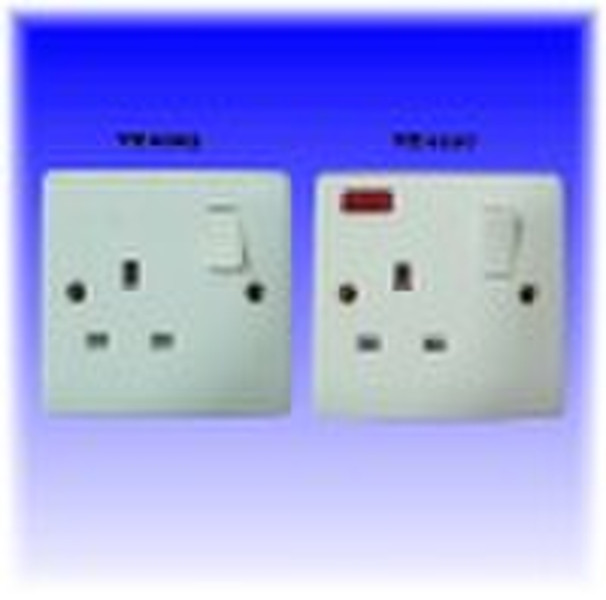 V-Series 13A SINGLE switched socket (LIGHT)