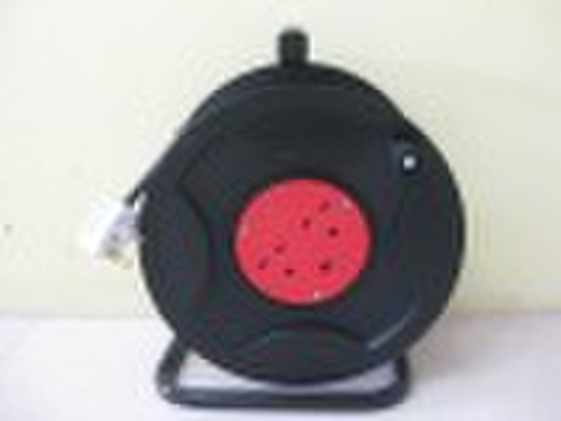 UK-style Cable reel