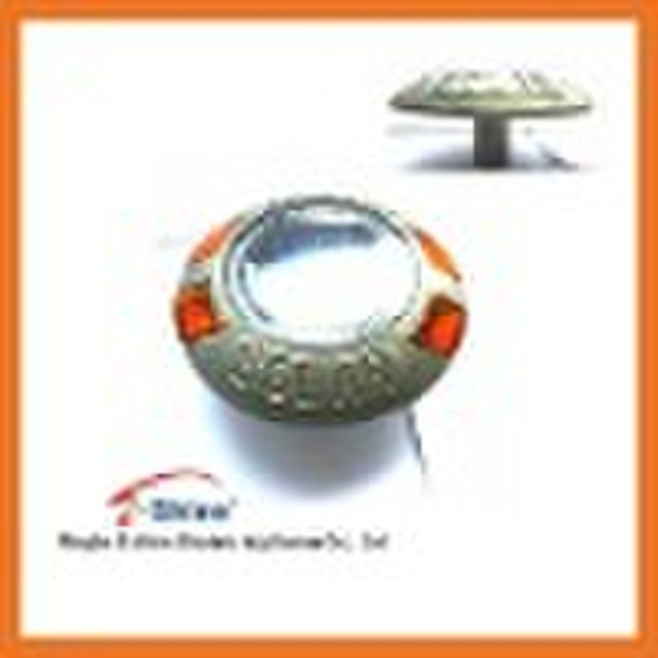 Round solar road stud