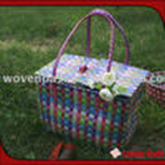 shiny strap picnic basket