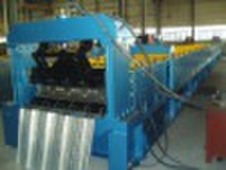 Deck floor roll forming machinery