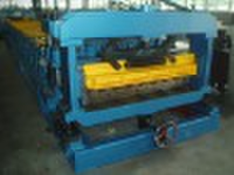 Roofing tile forming machine