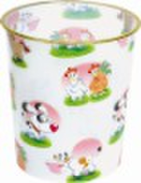 plastic dustbin