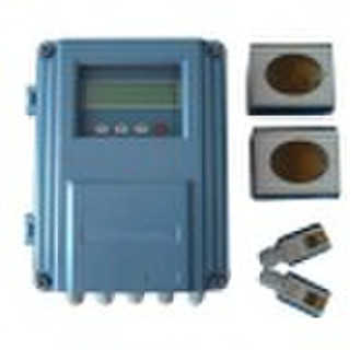 Wall mounted ultrasonic flow meter