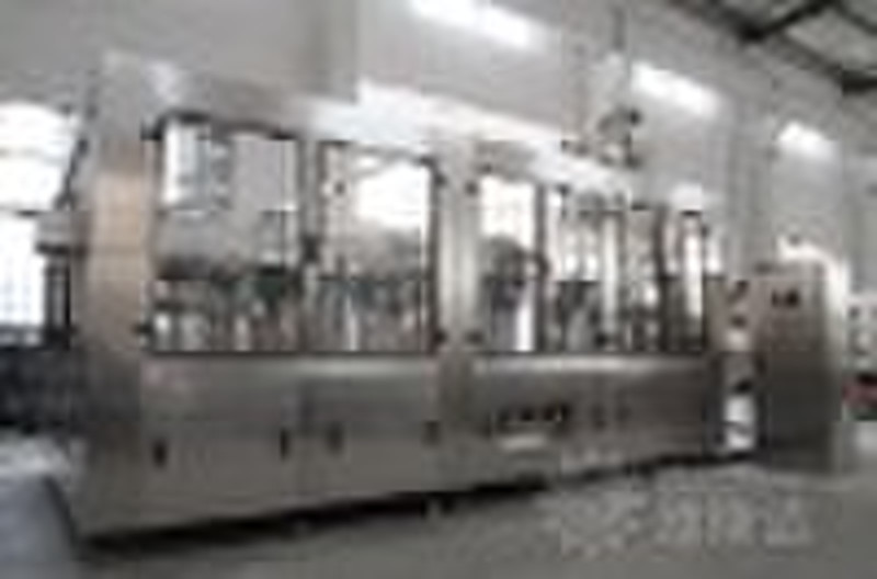 Carbonated beverage filling machine