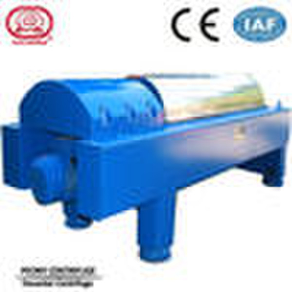 Decanter centrifuge