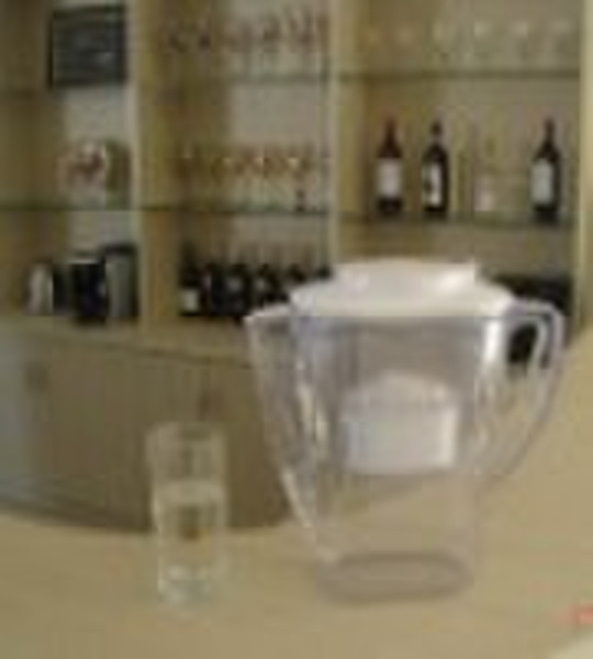 WATER FILTER PITCHER