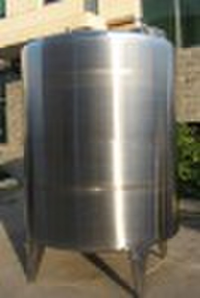 water tank / storage tanks