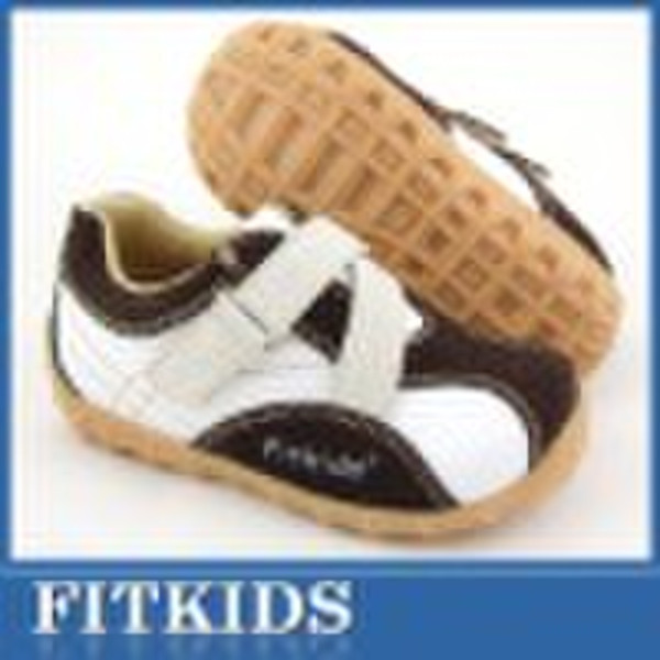 Fashion sport shoes with comfortable design