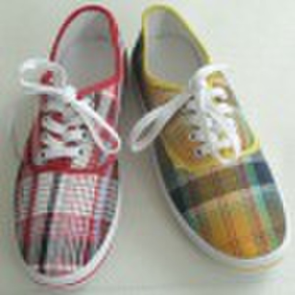 Lady canvas shoes