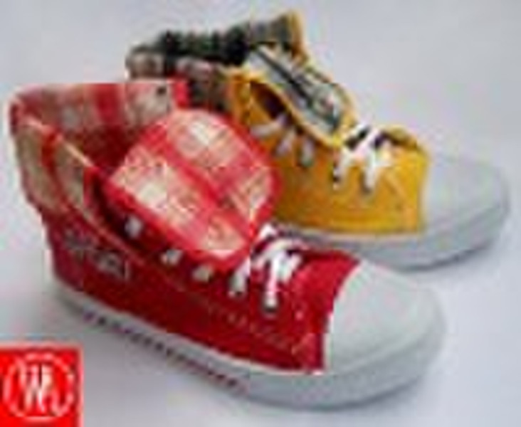 2011 fashion canvas shoes