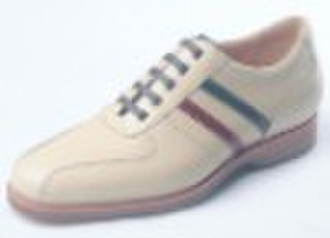 Men's casual shoes by hand