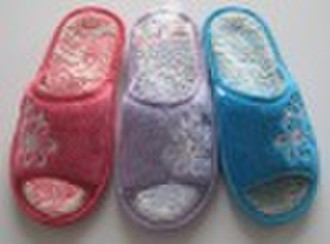 indoor slipper  HC10W111