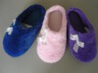 plush ladies' slippers with satin bow