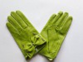 Leather gloves with bowtie for lady