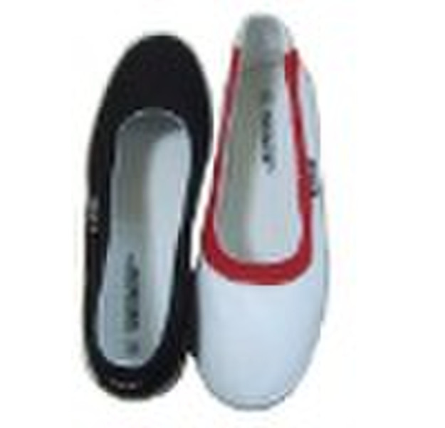 Women Canvas Shoes With Easy Look C10148