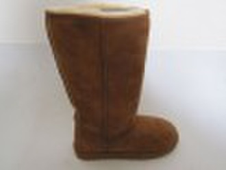 woman leather winter boots