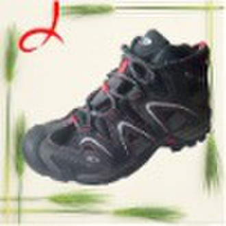 Comfortable and durable Mens Hiking Shoes