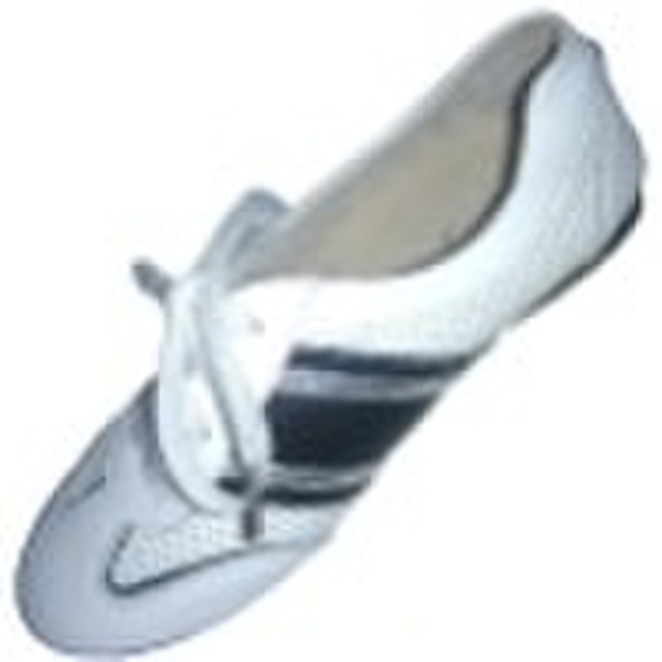 women sport shoes