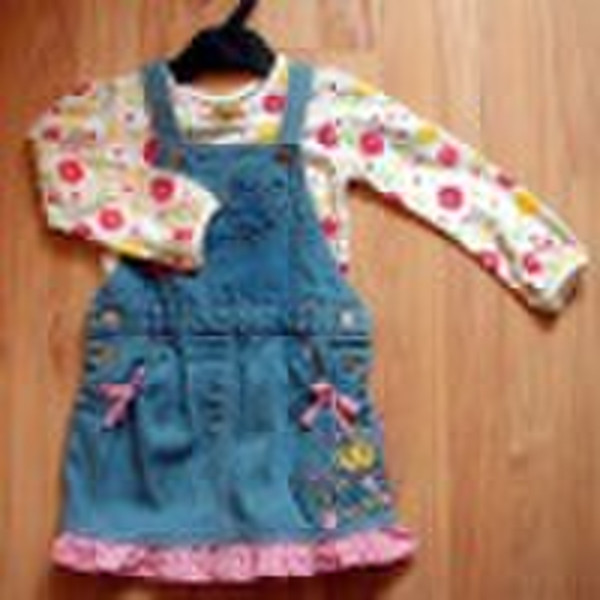 with beautiful embroidery suspender skirt,jeans sk