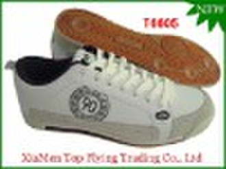 men casual footwears