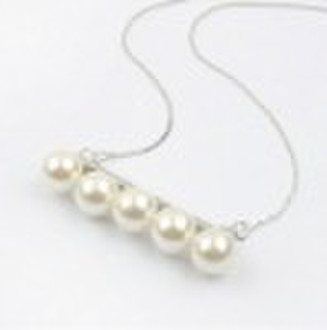 pearl necklace
